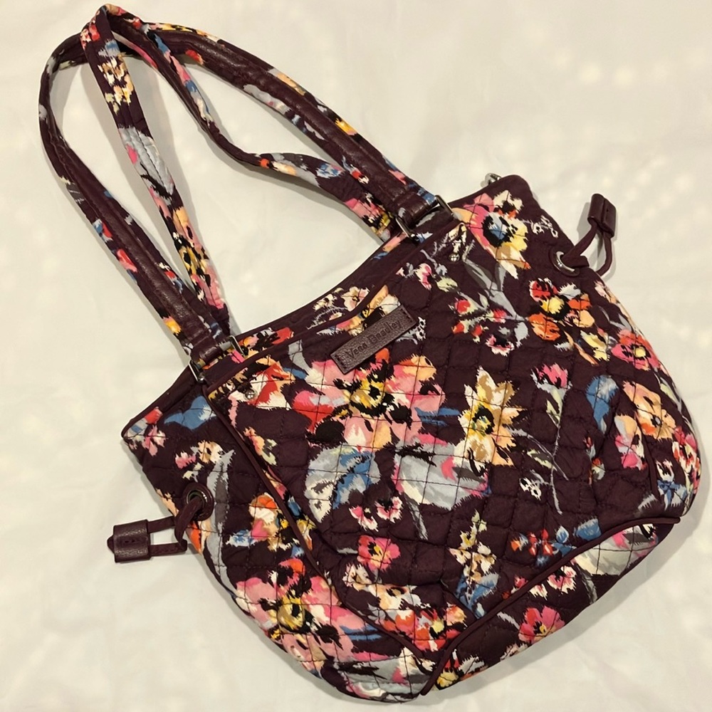 EUC Vera Bradley Indiana Rose purse